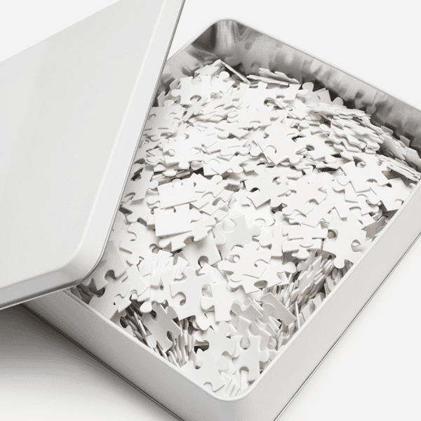 Jigsaw Puzzle with Tin